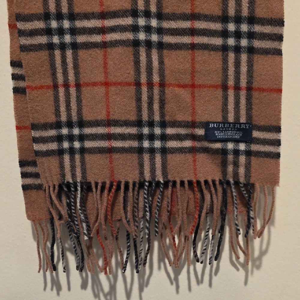Burberry Classic Tan and Black Plaid Scarf - Picture 3 of 8